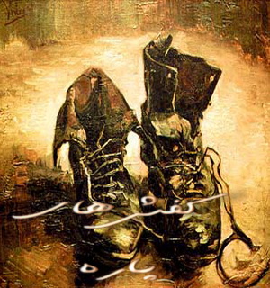 http://s1.picofile.com/file/5879249620/kafsh_haye_pareh.jpg