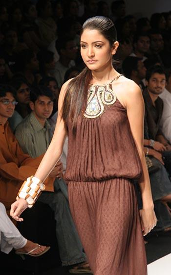 مدل لباس آنوشکا شرما