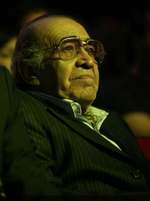 http://s1.picofile.com/file/6157768608/iraj_03.jpg