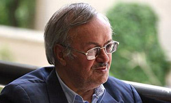 دکتر یحیی یثربی http://s1.picofile.com/file/6253026156/yesrebi.jpg