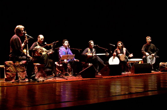 http://s1.picofile.com/file/6264759554/419_orig.jpg