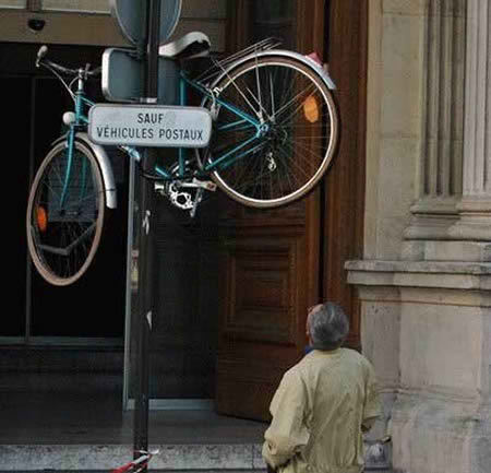 روش های عجیب و خنده دار برای قفل کردن دوچرخه