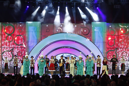 http://s1.picofile.com/file/6297097582/00467922939.jpg