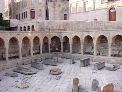 http://s1.picofile.com/file/6329123738/baku00229.jpg