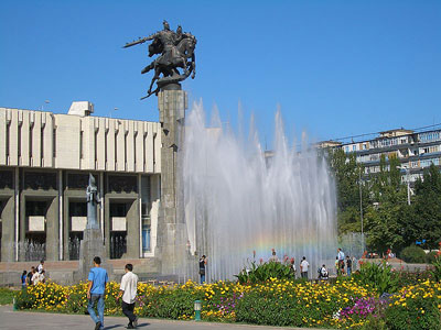 http://s1.picofile.com/file/6347158948/800px_E7874_Bishkek_Philhar.jpg