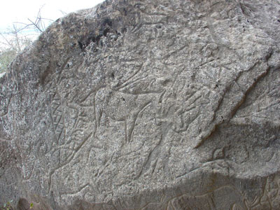http://s1.picofile.com/file/6347339034/800px_Qobustan_Petroglyphs.jpg