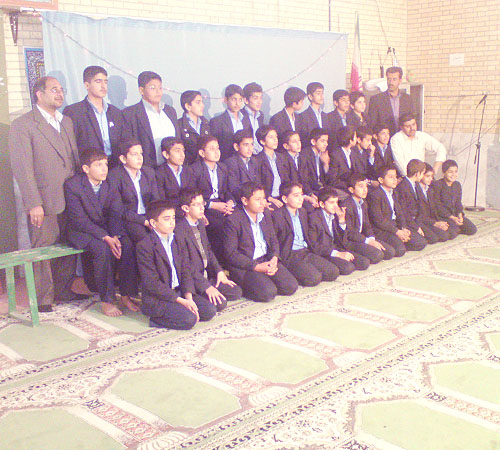 http://s1.picofile.com/file/6439247482/12.jpg