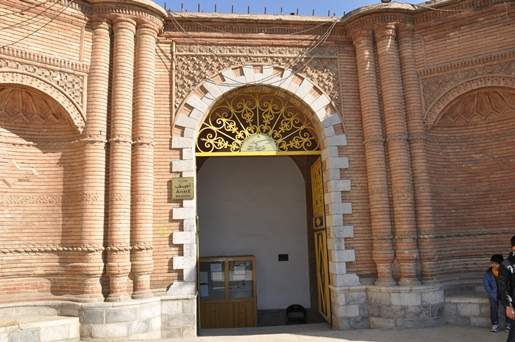 ورودی ساختمان عمارت آصف (خانه کرد)