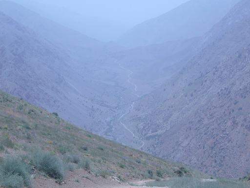 مسير درياچه از بالاي گردنه پنبه كار