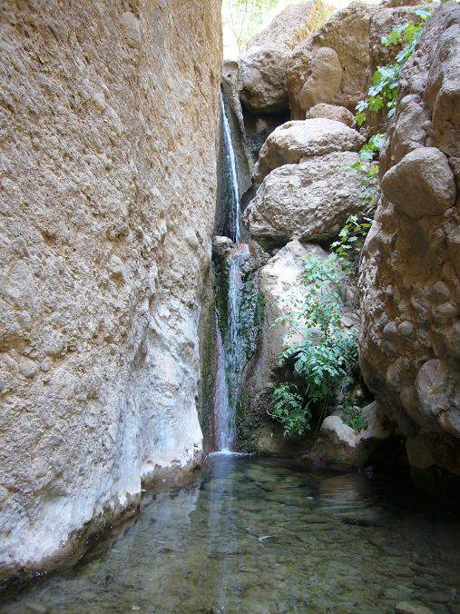 مناظري از دره هاي فرعي منتهي به دره ني‌گا