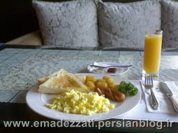 صبحانه غربی در رستوران هتل (گرین پارک)