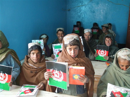 کودکان افغان در مدرسه
