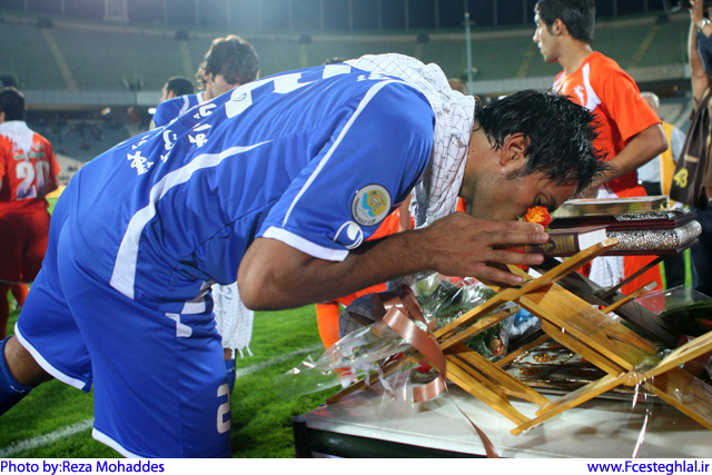 http://s1.picofile.com/file/6899198188/6c74d4b1_d0c0_4002_902e_147d89ecf6b9.jpg