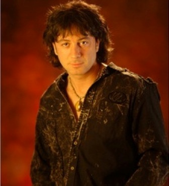 http://s1.picofile.com/file/6942148888/farshid_amin.jpg