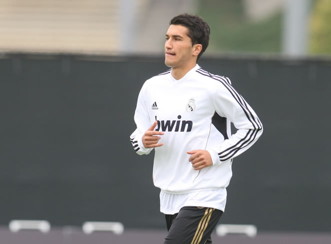 http://s1.picofile.com/file/6950670020/Primer_dia_entrenamiento_UCLA5.jpg