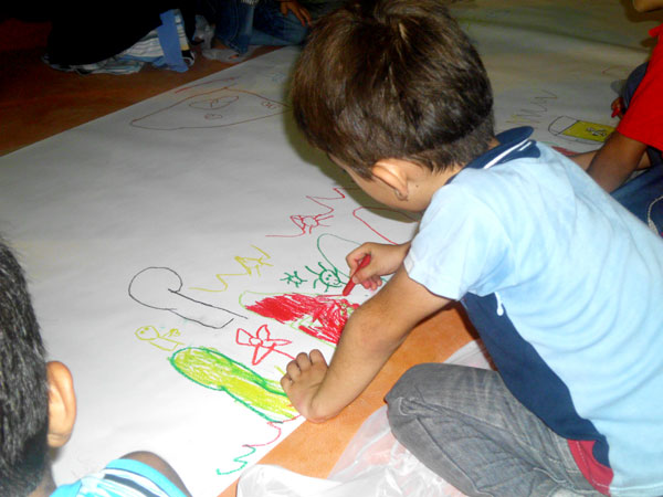 http://s1.picofile.com/file/7103842361/DSCI0061.jpg