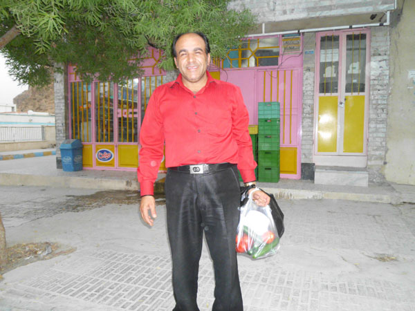 http://s1.picofile.com/file/7106770428/DSCI0015.jpg