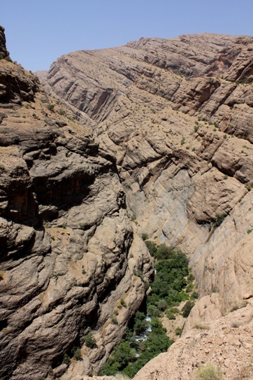 نمایی از دره نیگاه از بالای محل اطراق