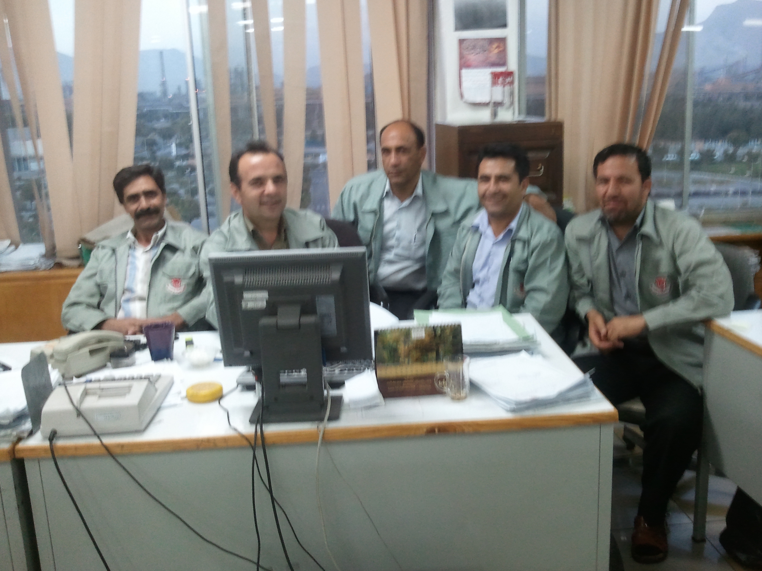 http://s1.picofile.com/file/7198550856/Photo0565.jpg