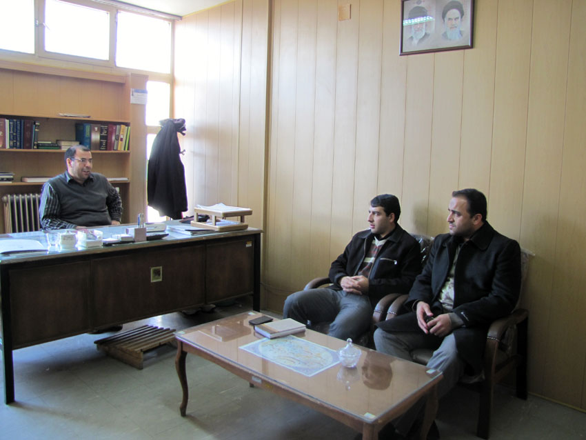 بازدید از نحوه دادرسی در شعبه چهارم تعزیرات حکومتی آذربایجان شرقی در سومین کارگاه آموزشی  « حقوق شهروندی و کیفیت آیین دادرسی در تعزیرات حکومتی»