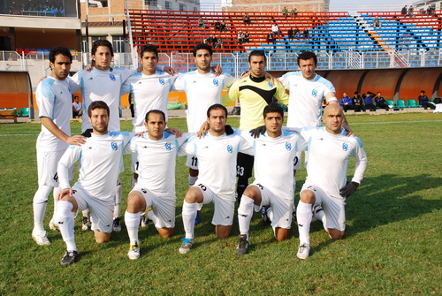 http://s1.picofile.com/file/7202156020/1_37_.jpg