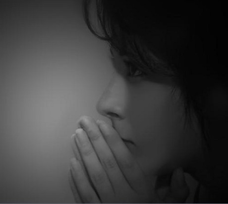 http://s1.picofile.com/file/7249005371/9azar_omid20_pics_p1_26_.jpg