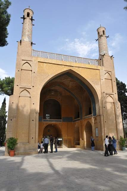منار جنبان اصفهان