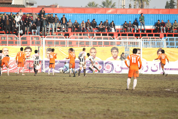 http://s1.picofile.com/file/7303076020/6_5_.jpg