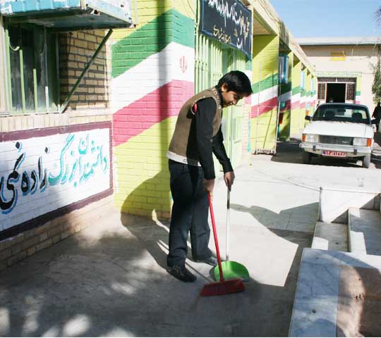 http://s1.picofile.com/file/7307144943/1.jpg