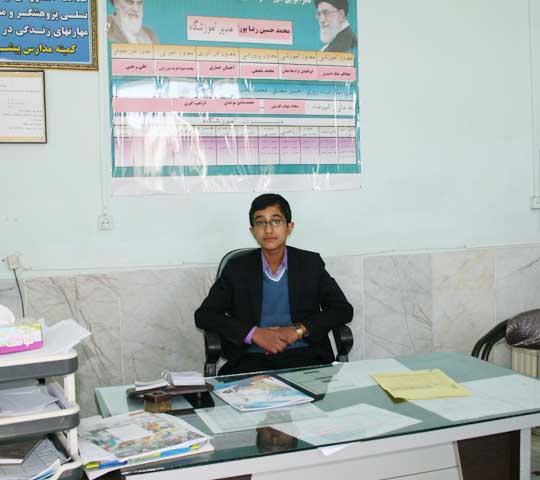 http://s1.picofile.com/file/7307149137/9.jpg