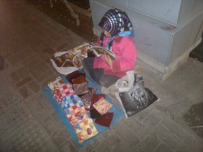 احمدی نژاد:ما درایران فقیرمحتاج نان شب نداریم