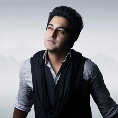 http://s1.picofile.com/file/7323464080/Behnam_Safavi.jpg
