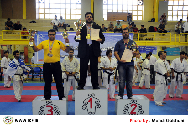 http://s1.picofile.com/file/7448146555/DSC_3962.jpg