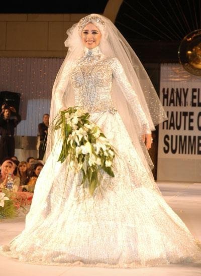 لباس عروس پوشیده ، با حجاب 