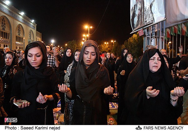 عکس های مراسم احیا شب بیست و یکم ماه مبارک رمضان مرداد 91