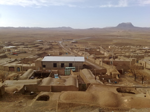 http://s1.picofile.com/file/7479802682/03.jpg