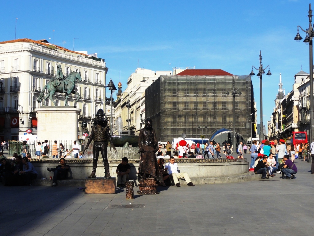 http://s1.picofile.com/file/7491596662/004.jpg