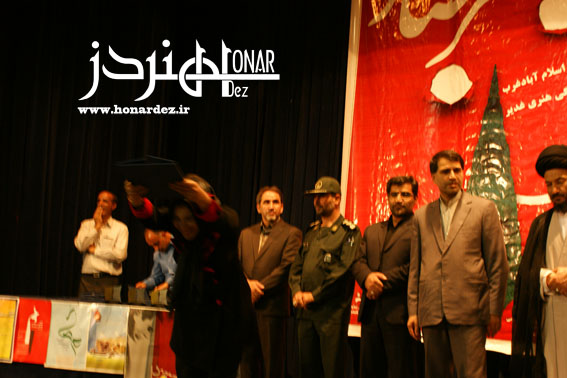 "شب - آویزان - سکوت" سه جایزه برد - (هنر دز)