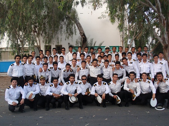 اولین عکس دسته جمعی گروه 10 مهندسی کشتی چابهار