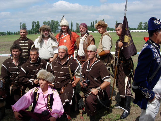 http://s1.picofile.com/file/7500849672/kurultaj_qurultay01.jpg