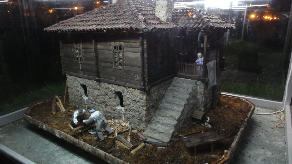 http://s1.picofile.com/file/7510907525/368.jpg