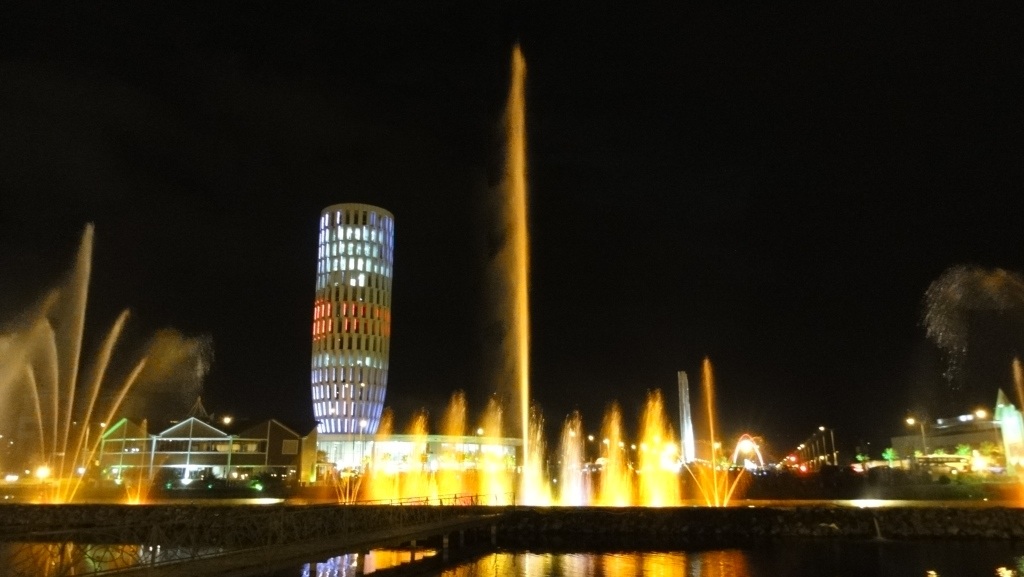 http://s1.picofile.com/file/7510907632/374.jpg