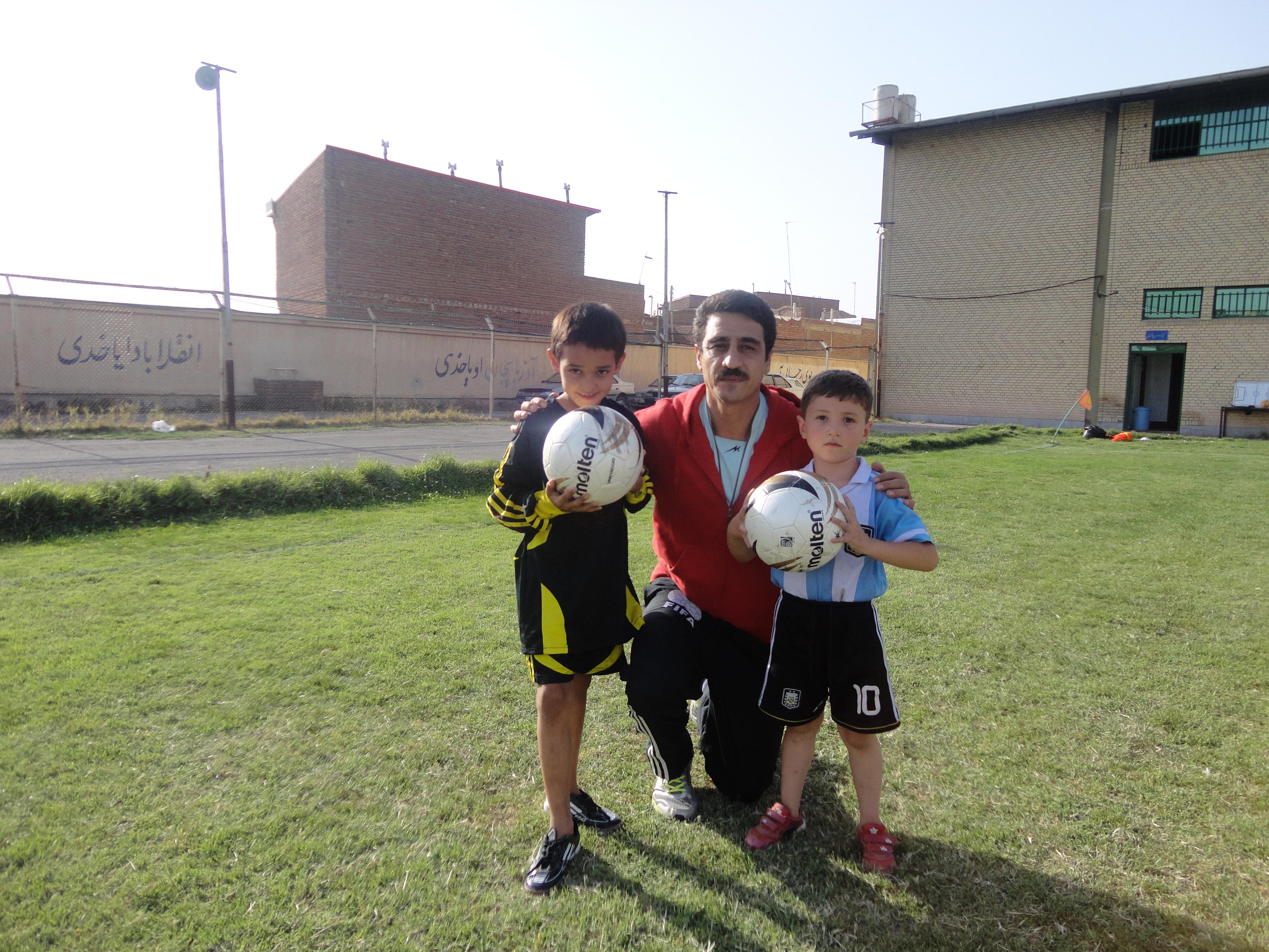 http://s1.picofile.com/file/7514755692/DSC05434.jpg