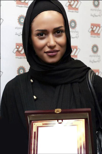 پریناز ایزدیار  Parinaz izadyar