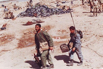 شهید قدرت الله درداری و برادر احمد ایرانشاهی