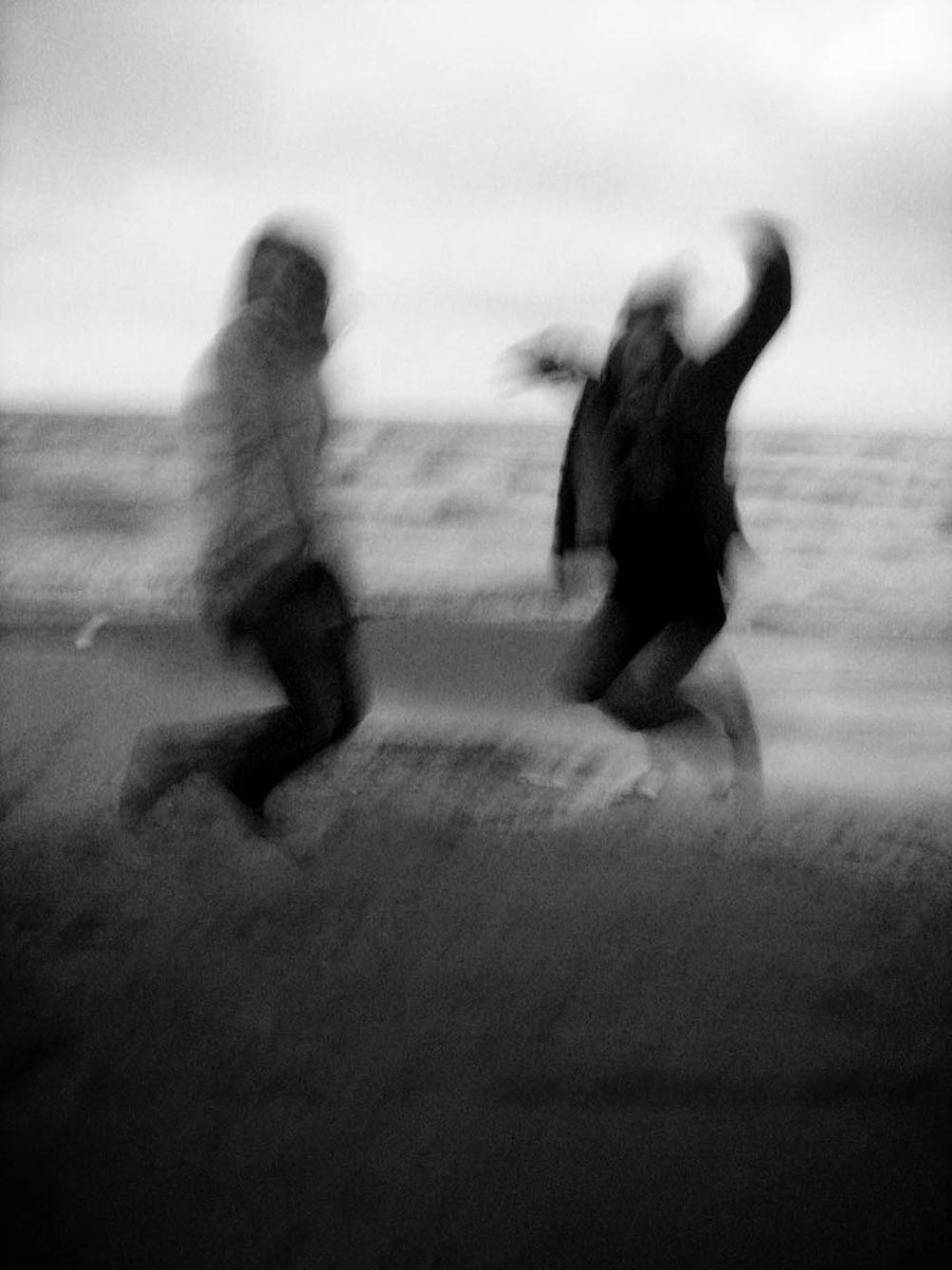 http://s1.picofile.com/file/7533853759/Jump_by_salishinoda.jpg