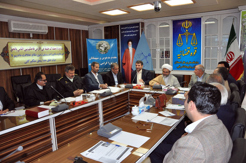 نشست هيئت امناي دفتر منطقه 7 کمیسیون حقوق بشراسلامی با بزرگان و معتمدين شهر تبريز