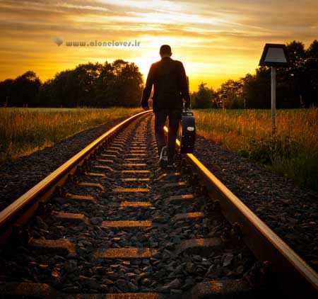 نه با ،خودت، چتـــر ،داشتی، نه، روزنـــامه ،نه چمـــدان…، عـــاشقت شدم…،از کجا ،می فهمیدم ،مســـافری؟؟؟