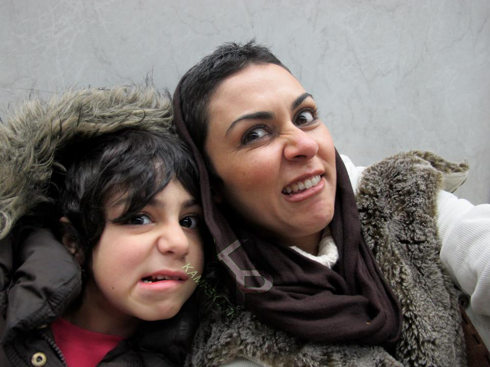 عکس جدید شیوا ابراهیمی و دخترش