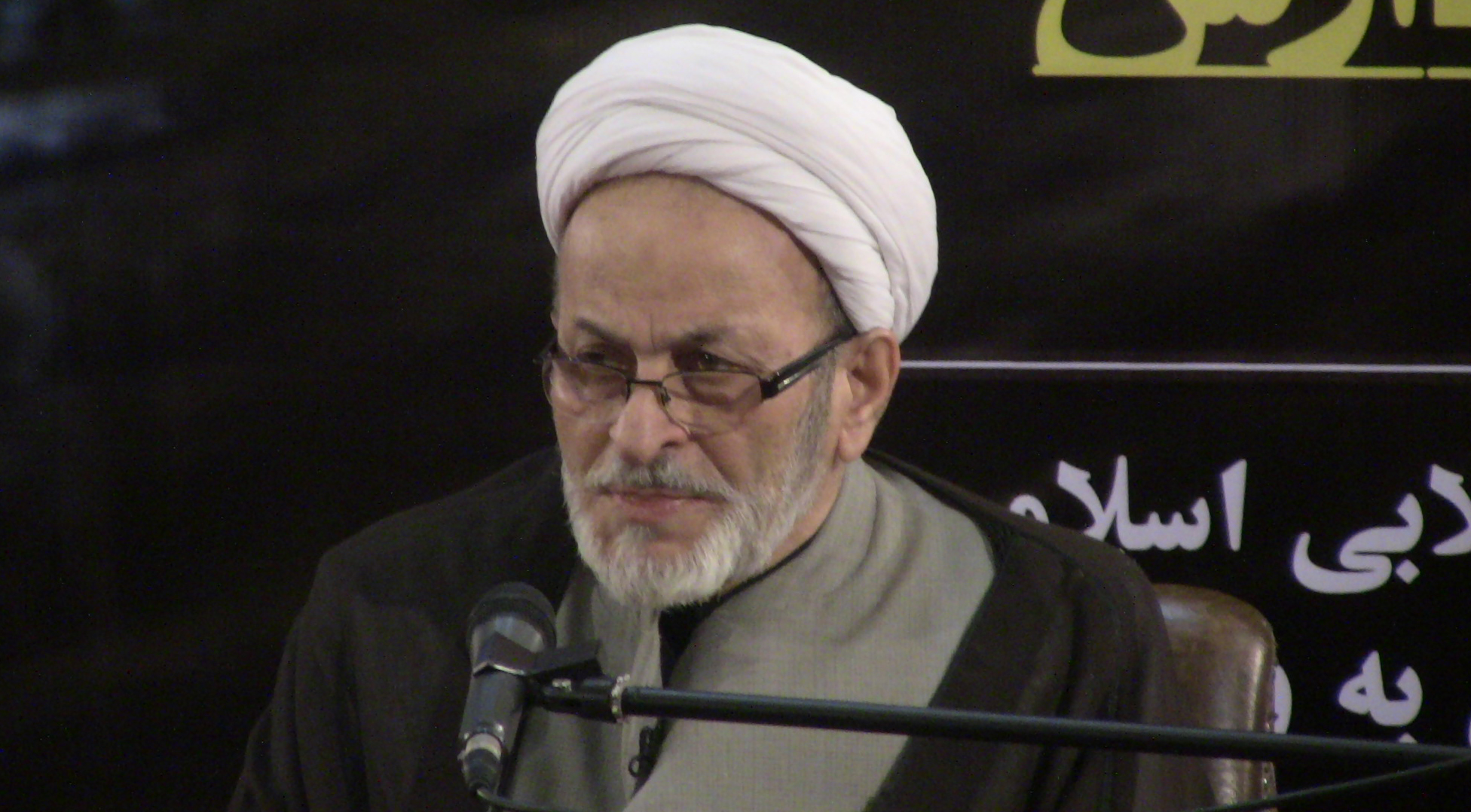 http://s1.picofile.com/file/7622403117/shojoni.jpg